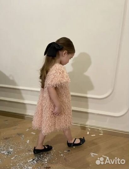 Нарядное платье для девочки