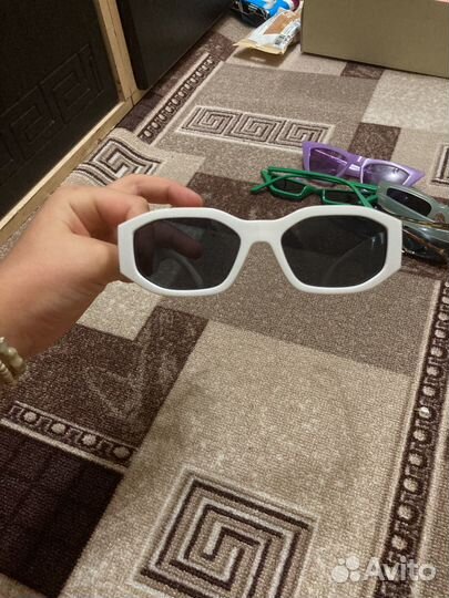 Солнцезащитные очки