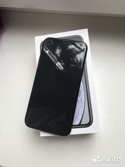 iPhone Xr, 64 ГБ