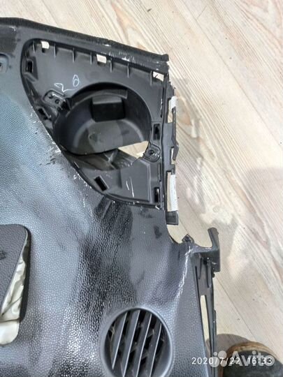 Торпеда Торпедо Панель приборов салона Kia picanto