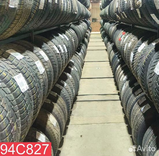 Kumho I'Zen KW31 245/40 R18 93M