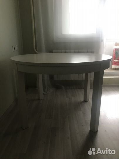 Стол кухонный круглый IKEA Bjursta