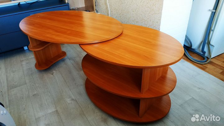 Журнальный столик на колесах трансформер