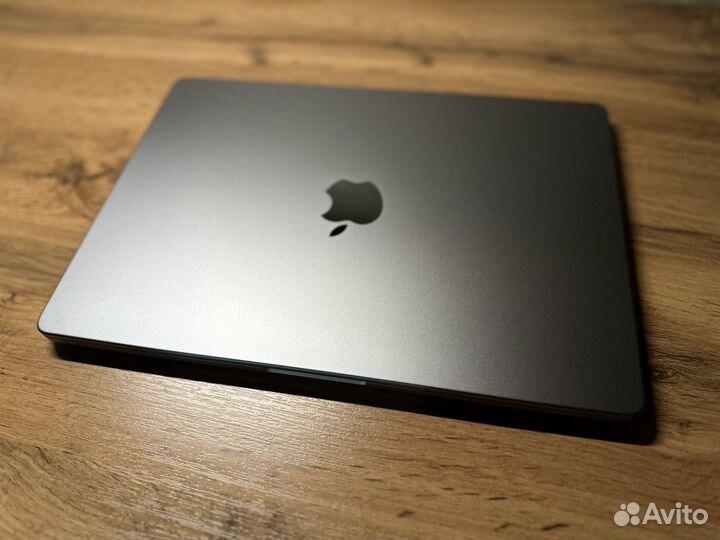 Apple MacBook Pro 14