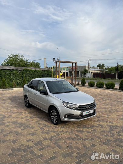 LADA Granta 1.6 МТ, 2019, битый, 204 000 км