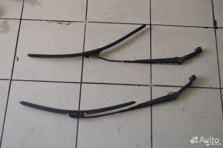 Поводок дворника правый Chevrolet Лачетти