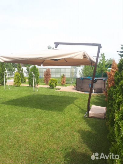 Зонт на боковой опоре 4х44