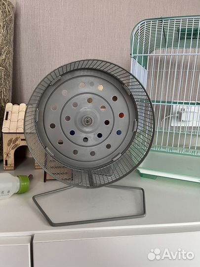 Клетка и корм для грызунов