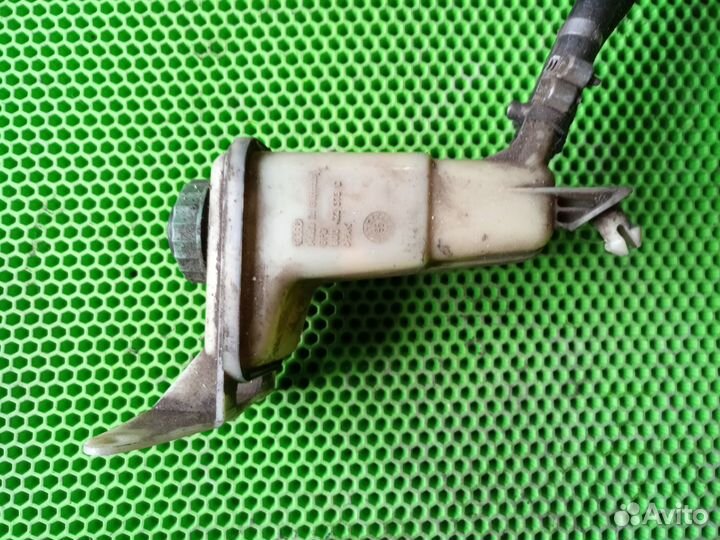 Бачок гура Audi A4 B5