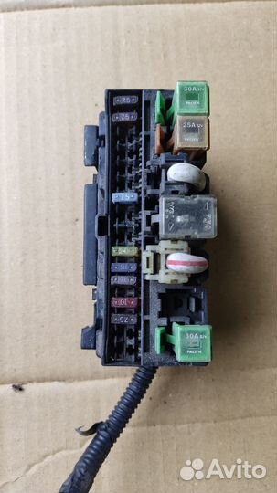 Блок предохранителей Nissan Almera N15 1,6L