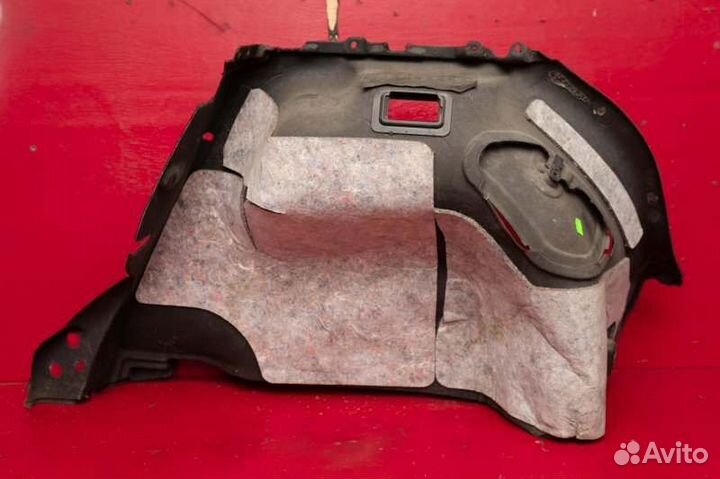 Обшивка багажника левая Kia Ceed 1G G4FC 1.6 2006