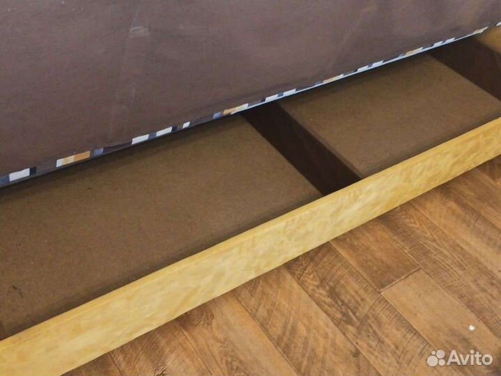 Диван двуспальный прямой раскладной