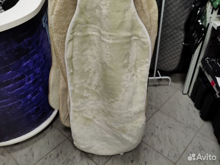 Меховые накидки из овчины светло-бежевые