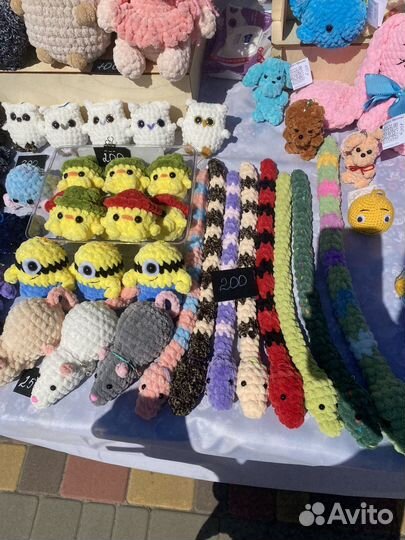 Вязаные игрушки брелки