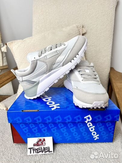 Кроссовки Reebok Classic женские