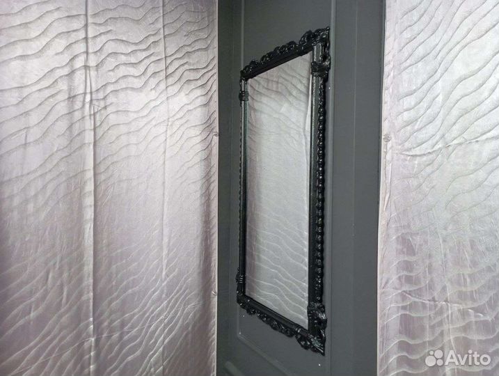 Зеркало в ажурной металлической раме, 1970е годы