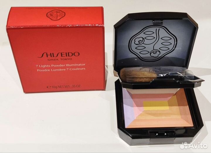 Shiseido компактная пудра c эффектом сияния