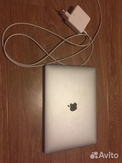 Macbook Pro 2018 13” 512gb touchbar