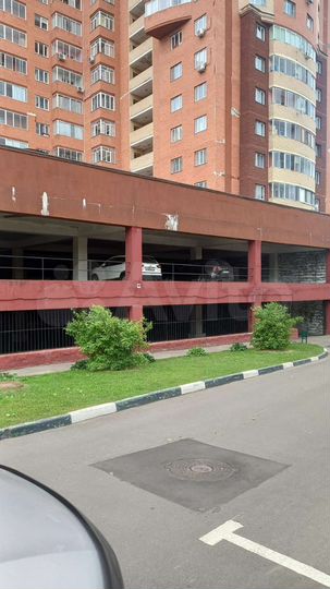 Машиноместо, 29 м²