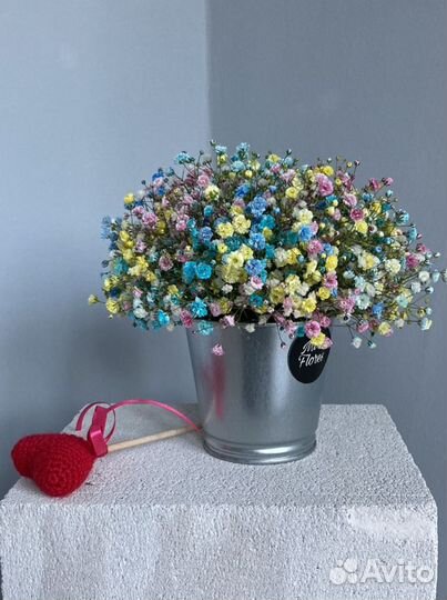 Букет цветной гипсофилы