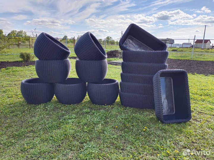 Кашпо плетеное из искусственного ротанга