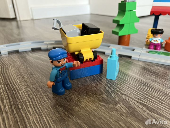 Lego duplo поезд
