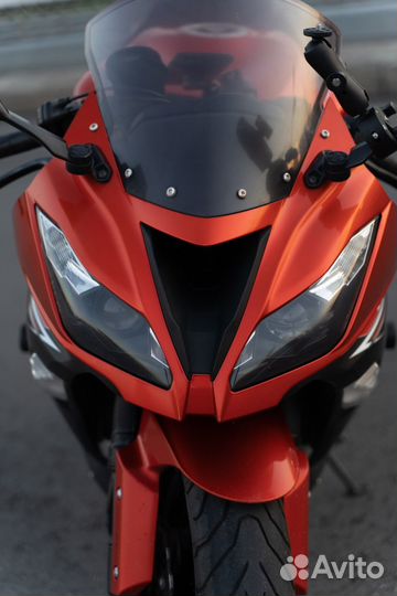 Kawasaki zx6r Ninja 2014 год