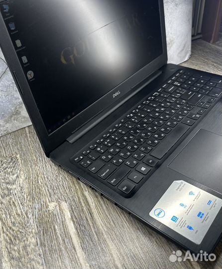 Ноутбук Dell i5-8250U/8/SSD/Radeon 2Гб/FullHD