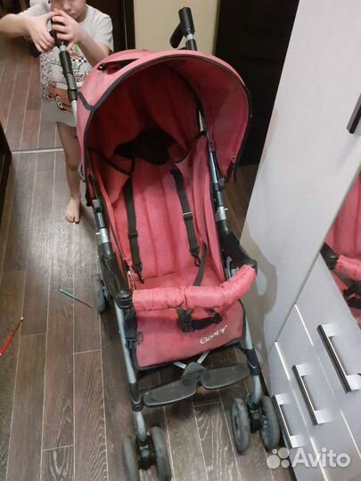 Прогулочная коляска, трость