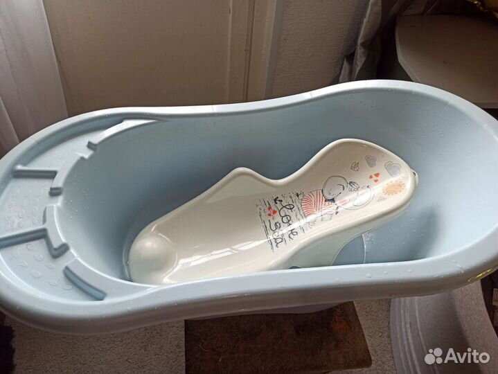 Ванночка для купания с горкой