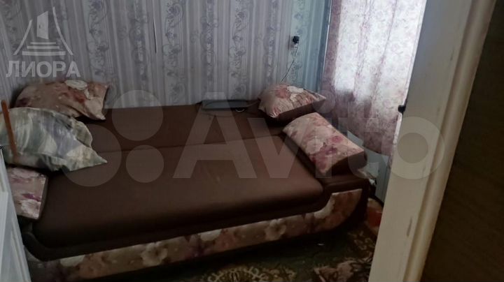 3-к. квартира, 40 м², 3/3 эт.