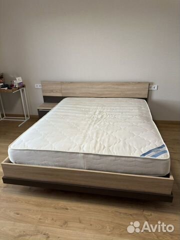 Кровать двухспальная 160 200 деревянная