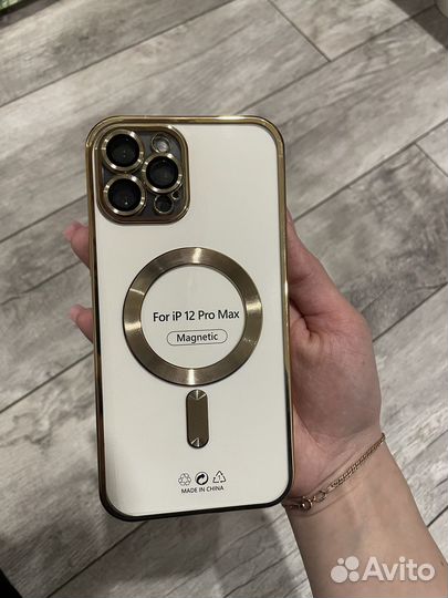Чехол на iPhone 12 pro max