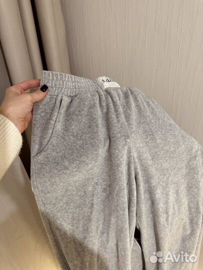 Костюм женский