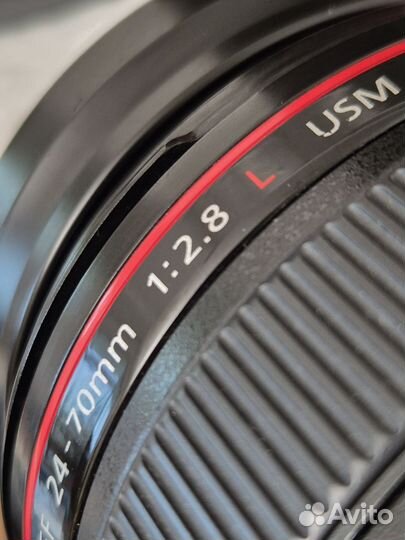 Canon EF 24-70mm f/2.8L USM