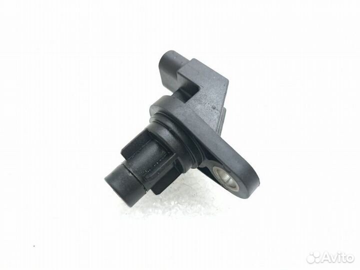 Датчик положения распредвала Mercedes-Benz