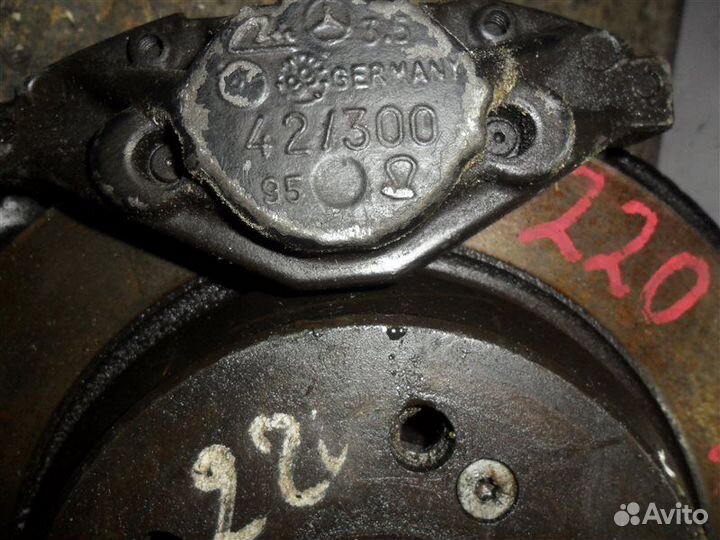 Ступица (кулак, цапфа) задняя левая Mercedes-Benz