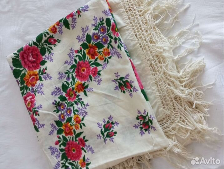 Платок большой