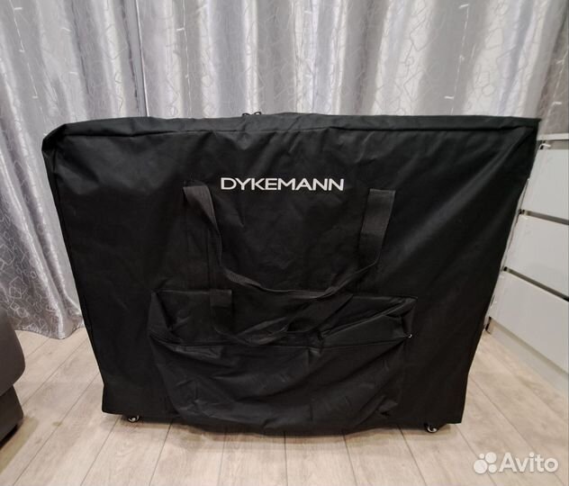 Кушетка массажная складная с отверстием