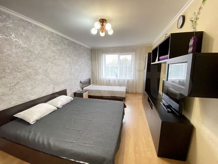 1-к. квартира, 44 м², 1/9 эт.