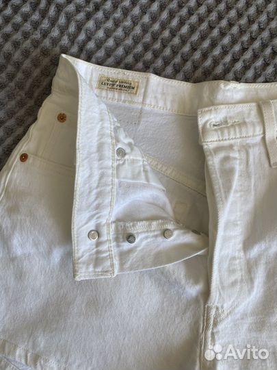 Джинсовые шорты levis