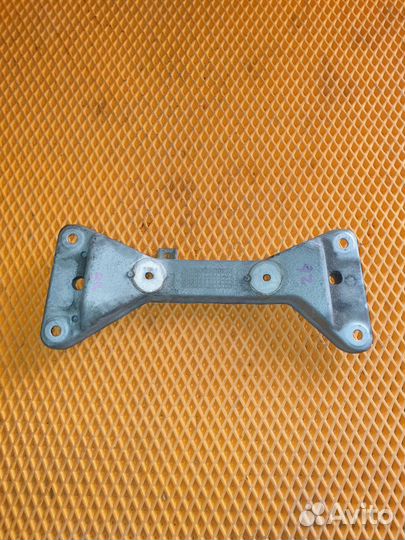 Кронштейн АКПП BMW 3 серия F30/F31