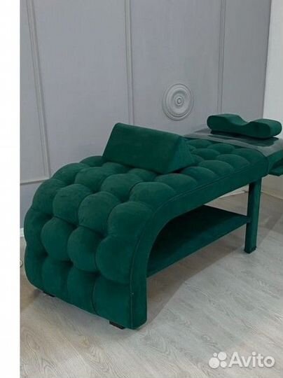 Кушетка для наращивания ресниц