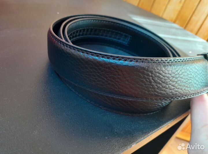 Мужской кожаный ремень