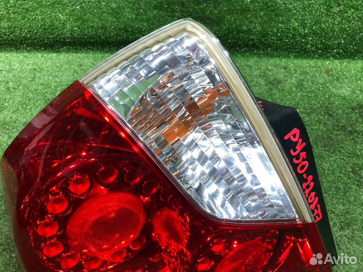 Комплект фонарей задний Nissan Fuga Y50 PY50 PNY50