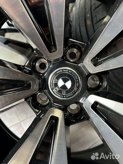 Комплект летние колеса R23 BMW X7 G07 individual