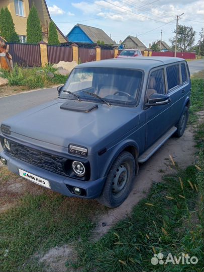 LADA 4x4 (Нива) 1.7 МТ, 2009, 200 000 км