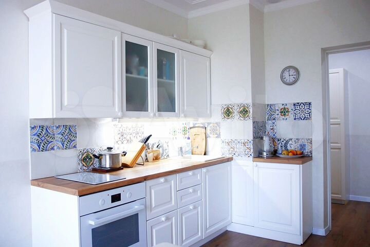 2-к. квартира, 63 м², 9/18 эт.