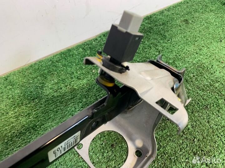 Педаль тормоза Hyundai Solaris седан G4FA 2015