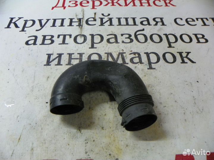 Патрубок воздушного фильтра Skoda Octavia